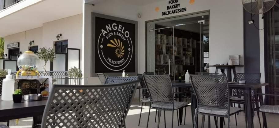 Angelo Cafe Hotel Tolón Eksteriør bilde